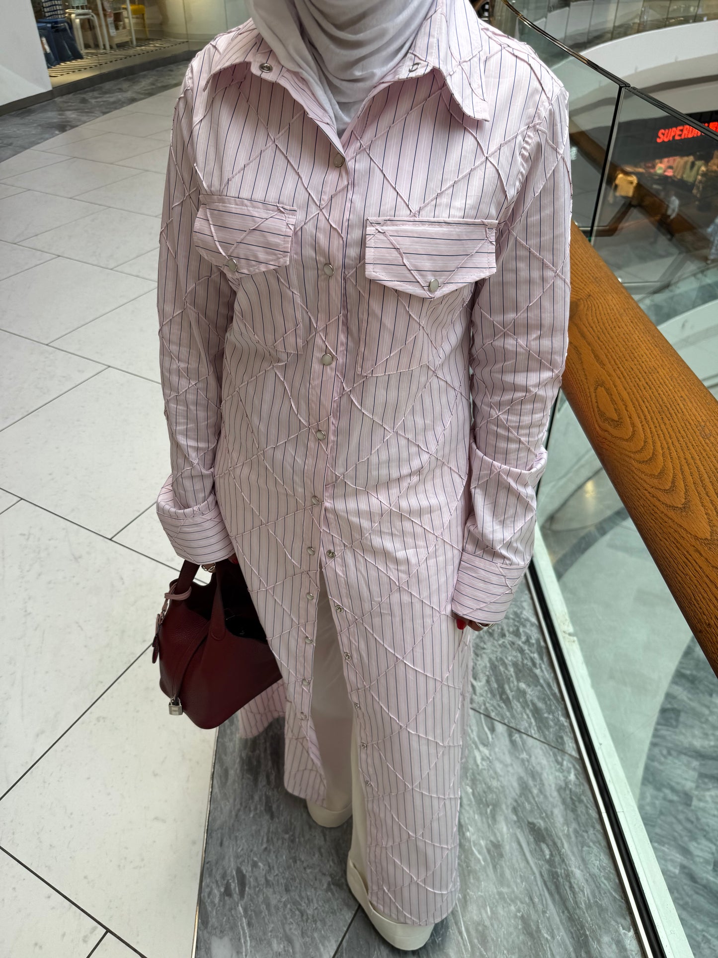 Long fitted striped Shirt