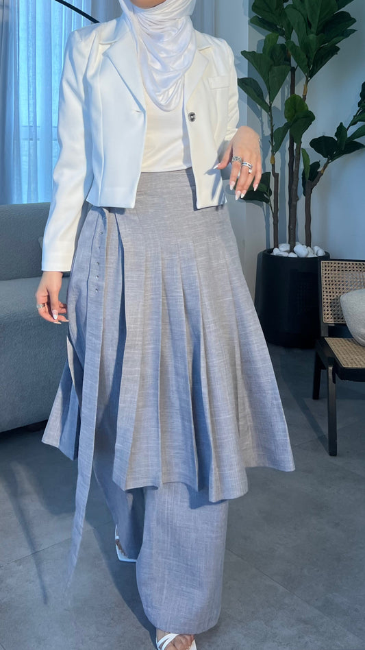 Cropped blazer and Pant-skirt set.